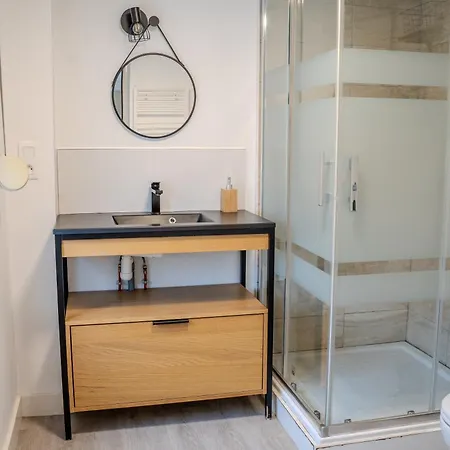 Hosmans Grand T3 Proche Gare Apartmán *