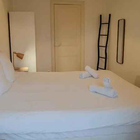 Hosmans Grand T3 Proche Gare Apartmán *